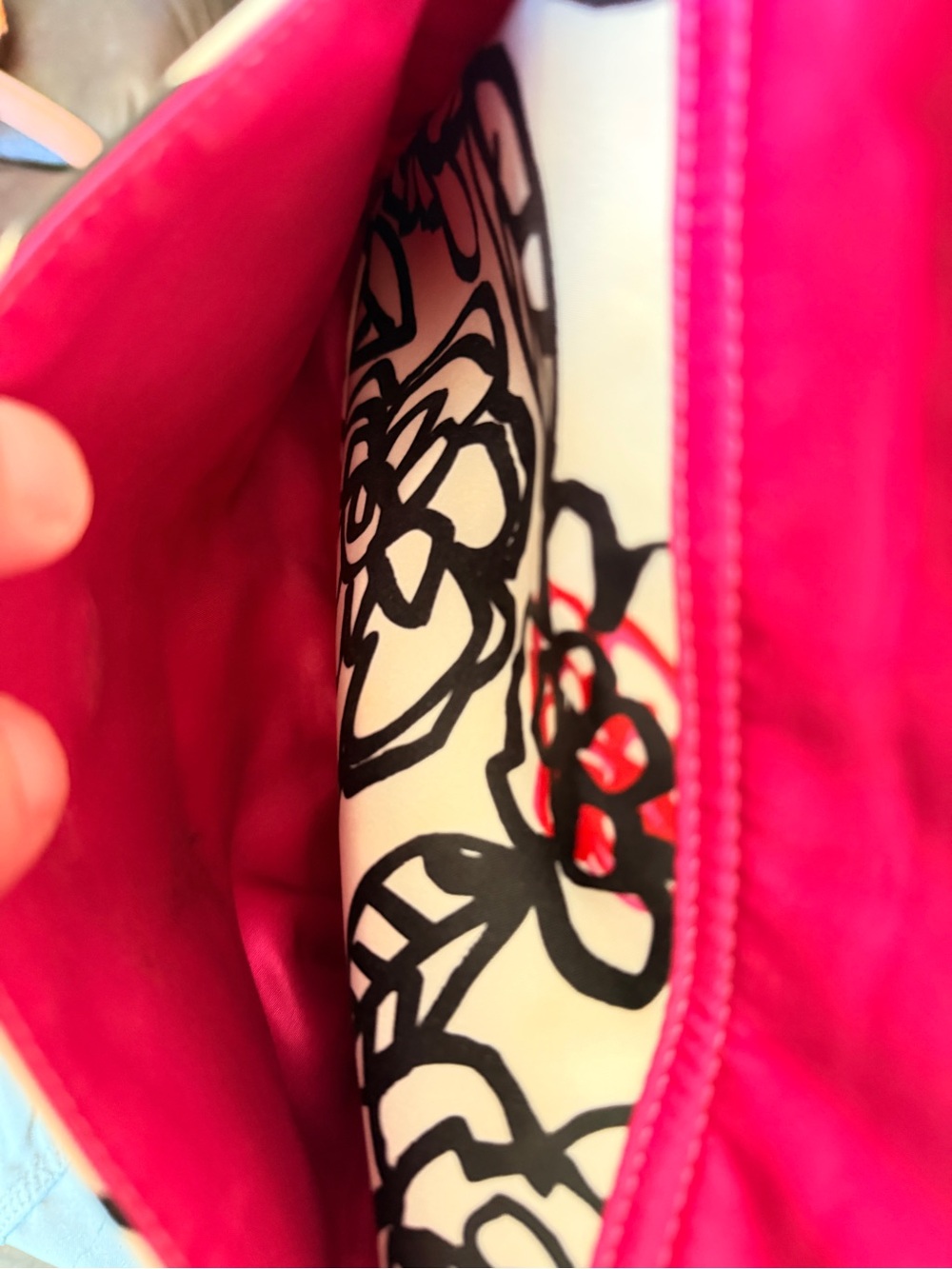 Coach Poppy Graffiti Shoulder Bag - Picture 4 of 6